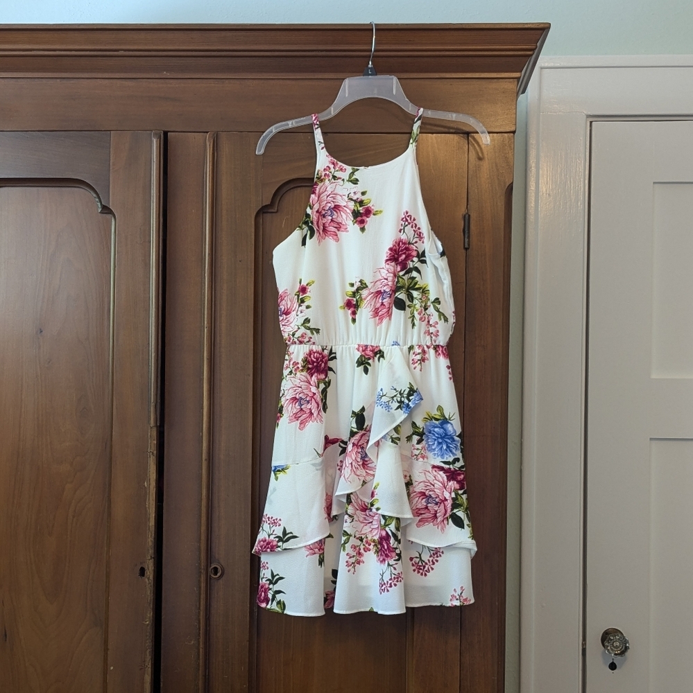 Iz Byer Halter White Floral Tiered Dress